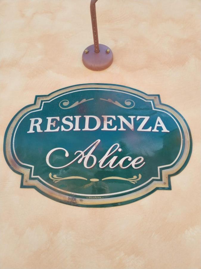 Residenza Alice Apartamento Arco Exterior foto